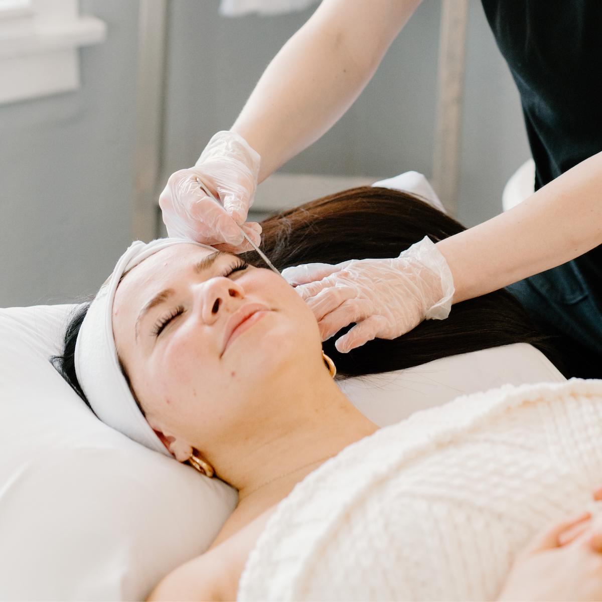 Dermaplaning